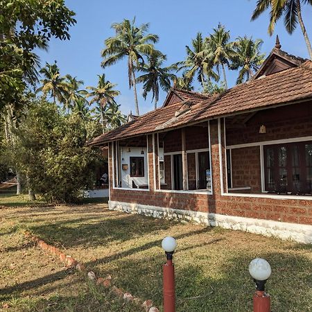 ורקלה Baycliff Cottages מראה חיצוני תמונה